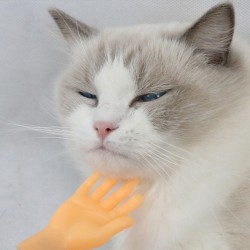 Играчка за котки Ръчички 7 см